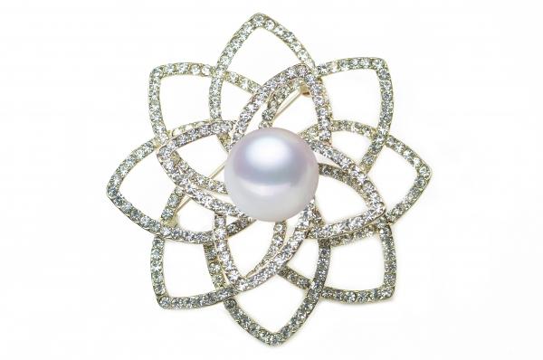 Freshwater Pearl Brooch 11-12mm AAA Quality